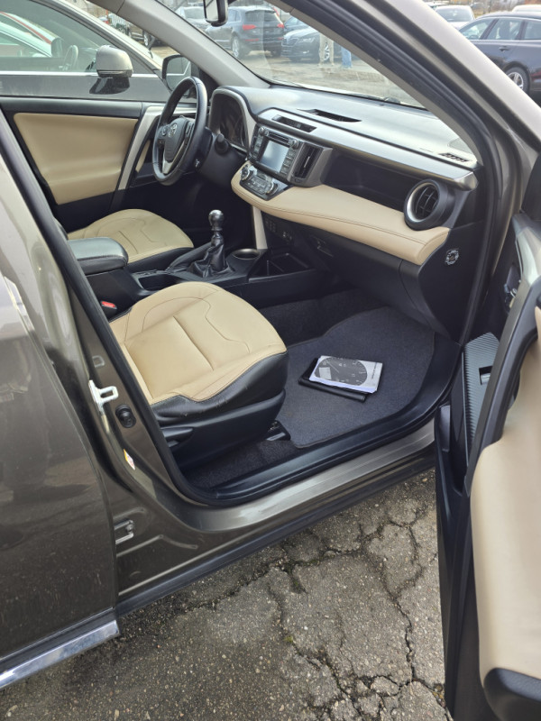Toyota RAV4 2.2D4D,6ātr.07.15` - attēls 8