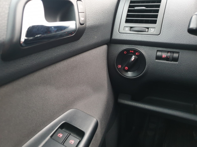 VW Polo 1.4TDi 51kW 5 durvj. 10.07` - attēls 10