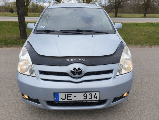 Toyota Corolla Verso 2.2 D 130kW 6ātr.03.07` - attēls 5