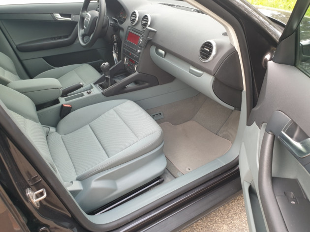 Audi A3 1.6i 75kW Sportback 09.09` - attēls 14