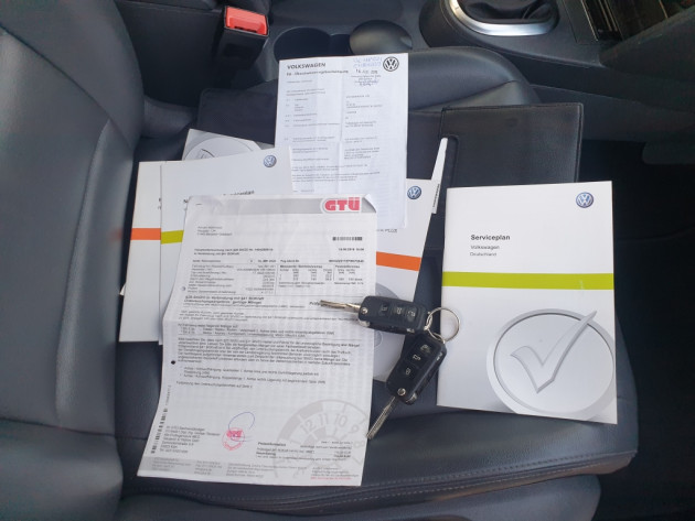 VW Touran 2.0TDi 7vietas Comfline 09.15` - attēls 31