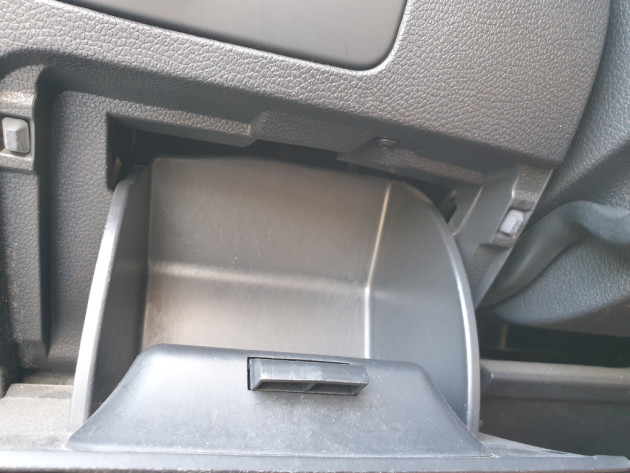 VW Golf VI 1.6TDi automatic,Style,5d,02.12` - attēls 13