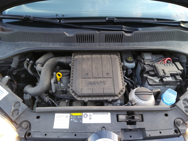 VW UP ! 1.0i 44kW Move up!  07`15g. - attēls 25