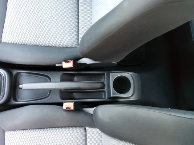 VW Polo 1.6TDi,5durv.,66kW,07.11` - attēls 15