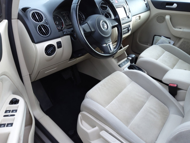 VW Golf VI Plus 2.0TDi 103kW 11.09` - attēls 10