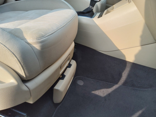 VW Golf VI Plus 2.0TDi 103kW 11.09` - attēls 19