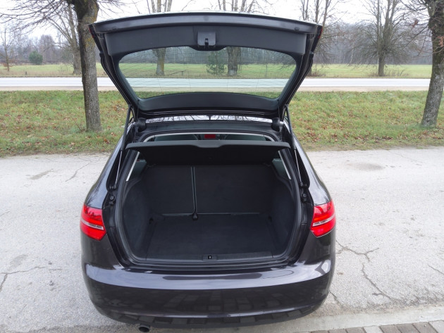 Audi A3 1.6i 75kW Sportback 09.09` - attēls 22