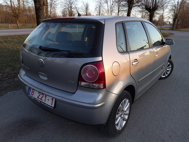 VW Polo 1.4TDi 51kW 5 durvj. 10.07` - attēls 2