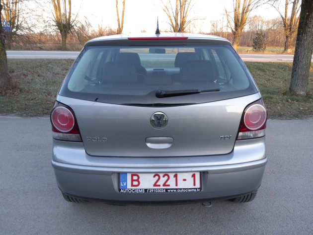 VW Polo 1.4TDi 51kW 5 durvj. 10.07` - attēls 7