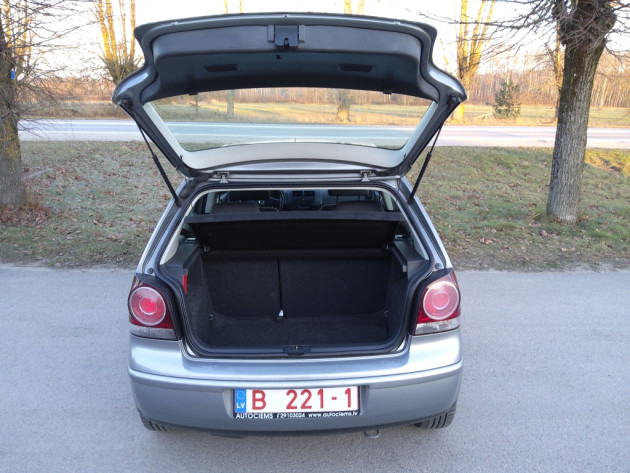 VW Polo 1.4TDi 51kW 5 durvj. 10.07` - attēls 19