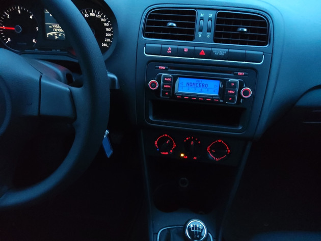 VW Polo 1.6TDi,5durv.,66kW,07.11` - attēls 14