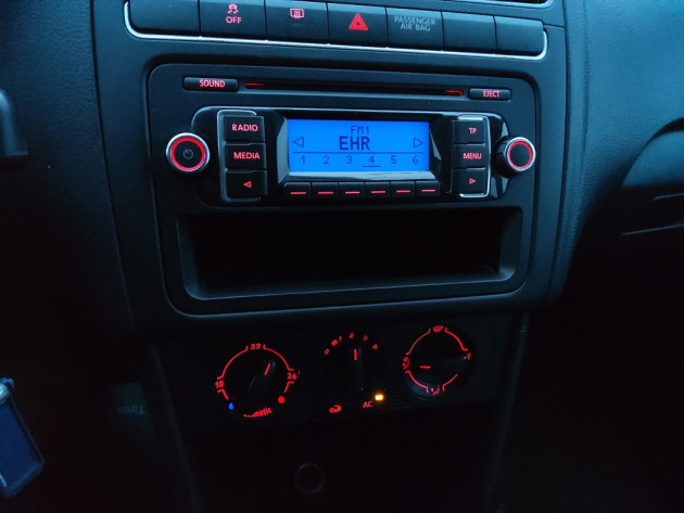 VW Polo 1.6TDi,5durv.,66kW,07.11` - attēls 16