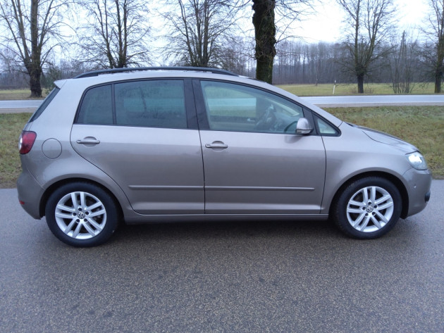 VW Golf VI Plus 2.0TDi 103kW 11.09` - attēls 8