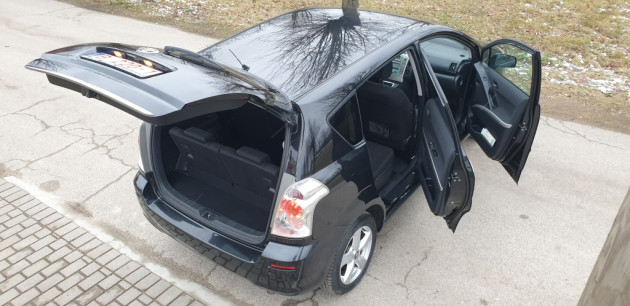 Toyota 7v.Corolla Verso 1.8 Executive 12.06` - attēls 9