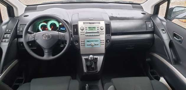 Toyota 7v.Corolla Verso 1.8 Executive 12.06` - attēls 11