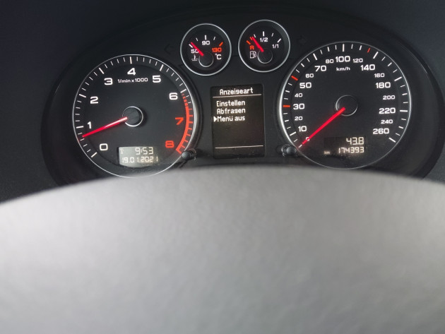 Audi A3 1.6i 75kW Sportback 09.09` - attēls 27