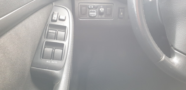 Toyota Avensis 2.0D-D4 85kW Exlysive Sol 05.06` - attēls 13