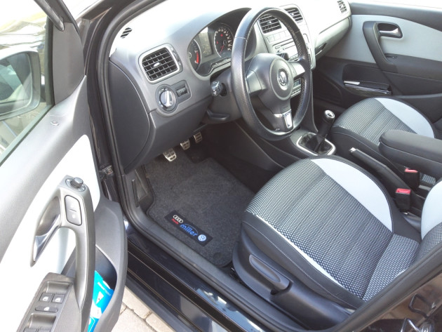 VW Cross Polo 1.6TDi 66kW 12.10` - attēls 10