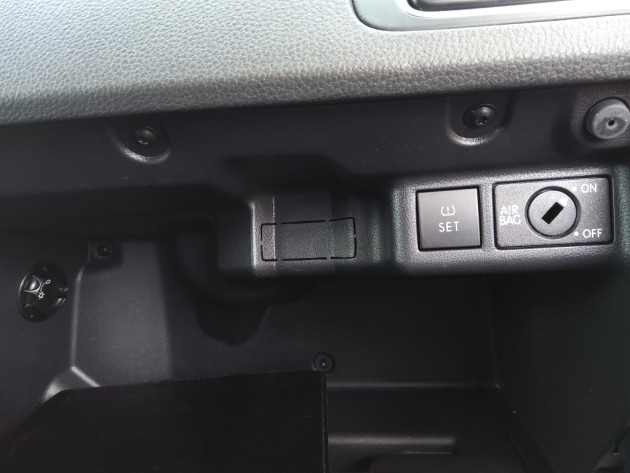VW Cross Polo 1.6TDi 66kW 12.10` - attēls 18