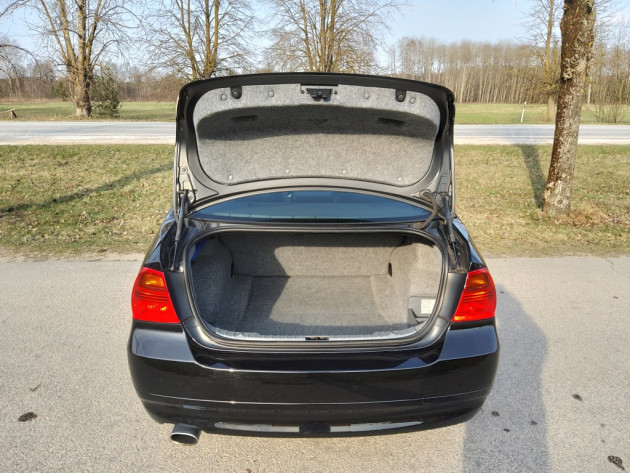 BMW 2.0 D 120Kw 05.2007g. - attēls 16