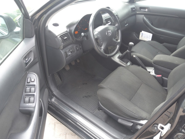 Toyota Avensis 2.0D-D4 85kW Exlysive Sol 05.06` - attēls 10