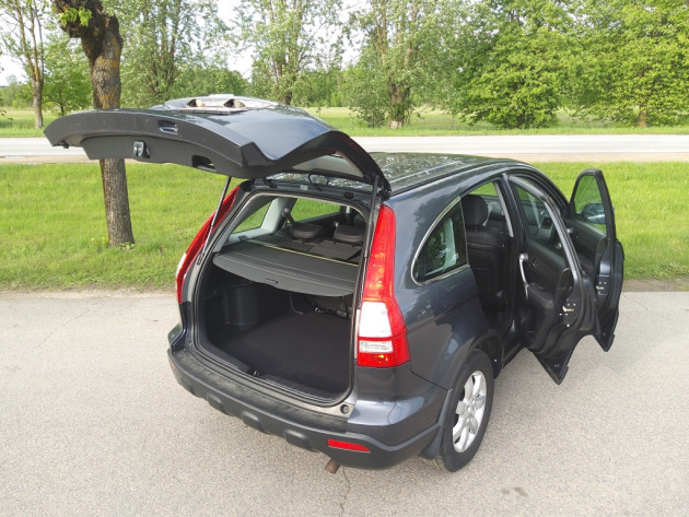 Honda CR-V 2.2CDTi 103kW Executive āda 03.09` - attēls 9