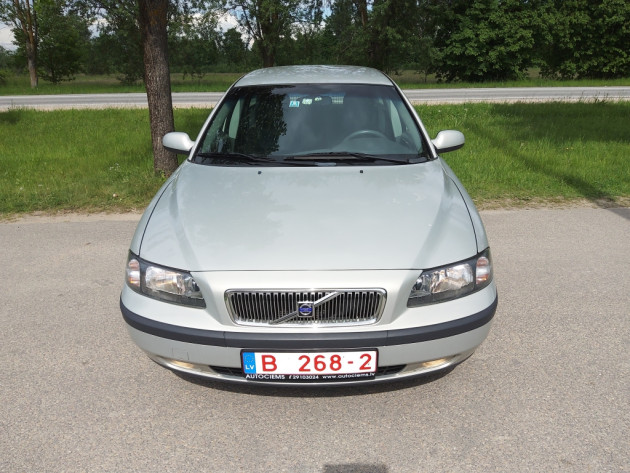 Volvo V70 2.4D 120kW Momentum 09.03` - attēls 5