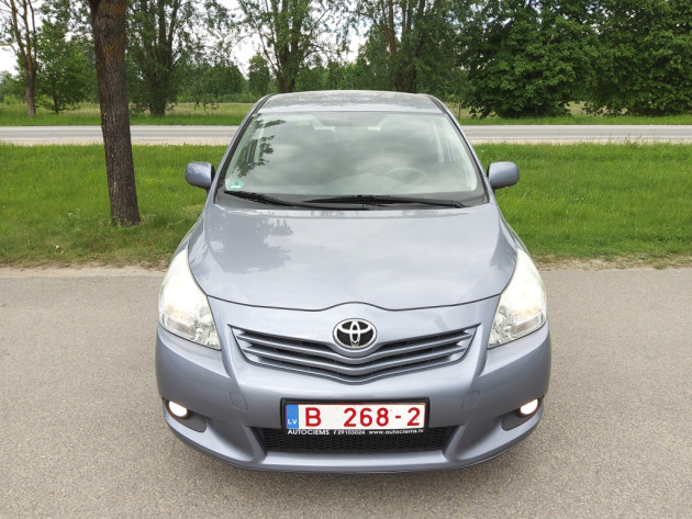 Toyota Verso 2.0 D4D 93kW 7vietas 12.10` - attēls 5