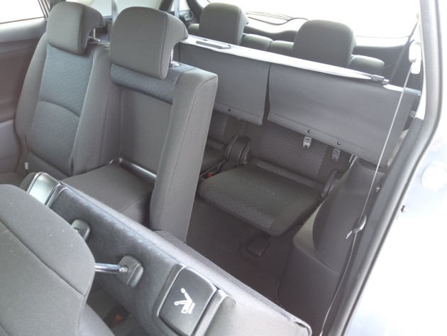 Toyota Verso 2.0 D4D 93kW 7vietas 12.10` - attēls 20