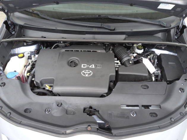 Toyota Verso 2.0 D4D 93kW 7vietas 12.10` - attēls 24