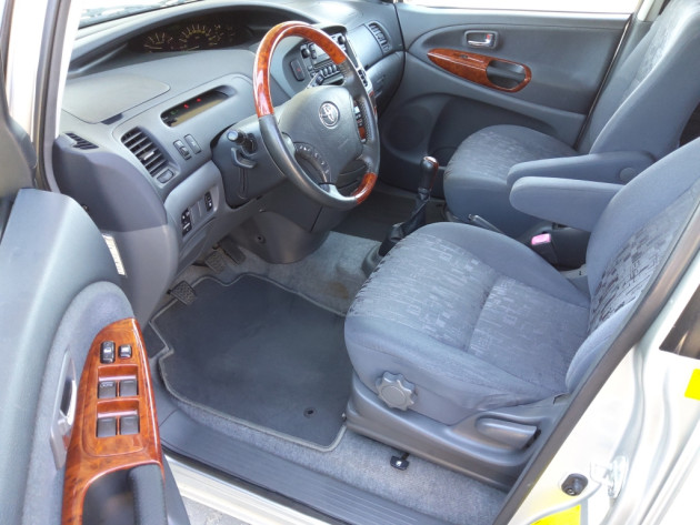 Toyota Previa 2.0 D4D 85kW,6vietas,03.04' - attēls 10