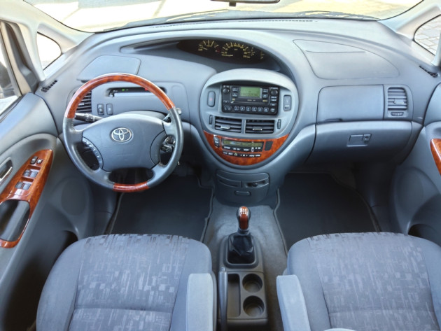 Toyota Previa 2.0 D4D 85kW,6vietas,03.04' - attēls 12