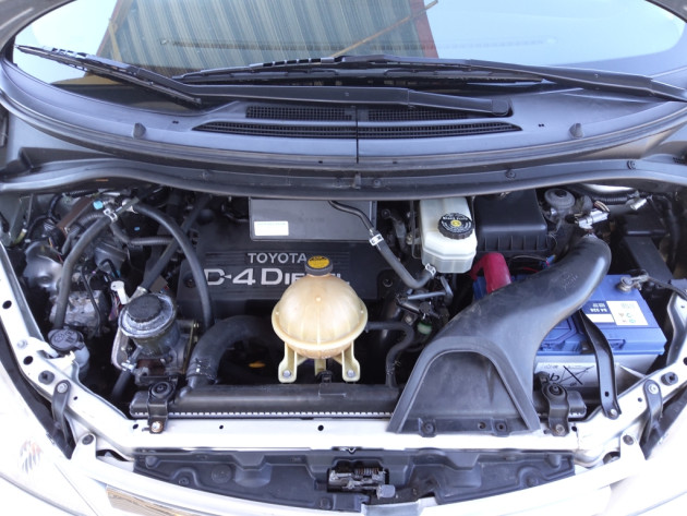 Toyota Previa 2.0 D4D 85kW,6vietas,03.04' - attēls 25