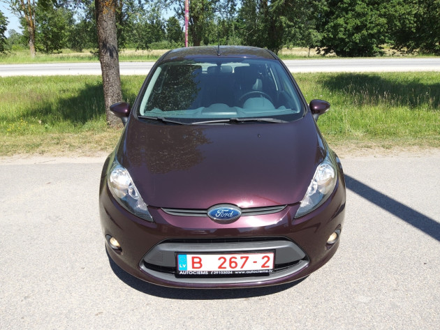 Ford Fiesta1.6TDCi 70kW Titanium 11.10' - attēls 5