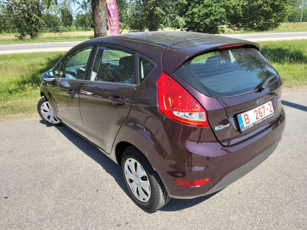 Ford Fiesta1.6TDCi 70kW Titanium 11.10' - attēls 4