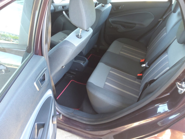 Ford Fiesta1.6TDCi 70kW Titanium 11.10' - attēls 16