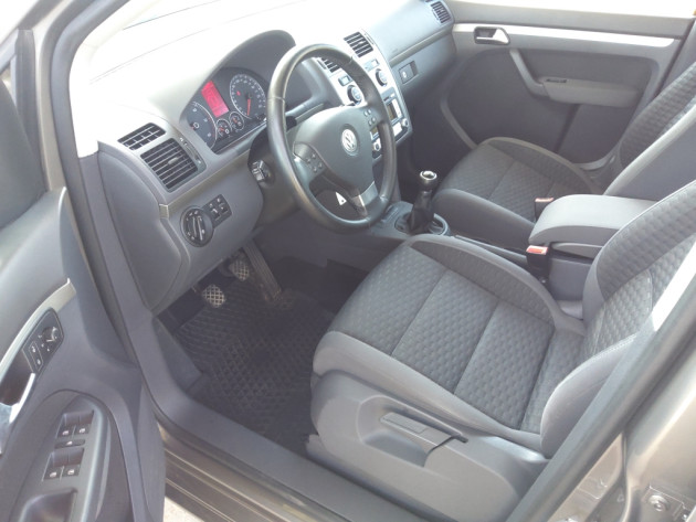 VW Touran 1.9TDi 77kW HIGHLINE 06.07` - attēls 10