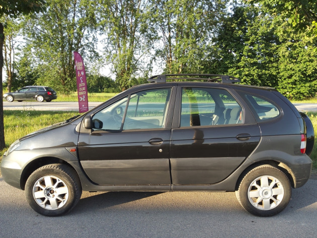 Renault Megane Scenic 2.0i+Gāze 4X4 12.02` - attēls 6