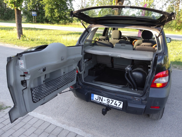 Renault Megane Scenic 2.0i+Gāze 4X4 12.02` - attēls 18