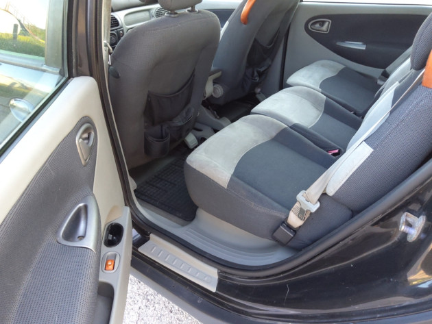Renault Megane Scenic 2.0i+Gāze 4X4 12.02` - attēls 17