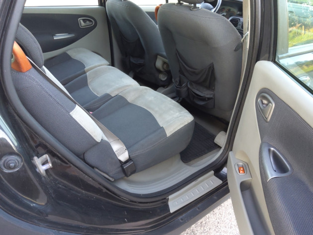 Renault Megane Scenic 2.0i+Gāze 4X4 12.02` - attēls 16