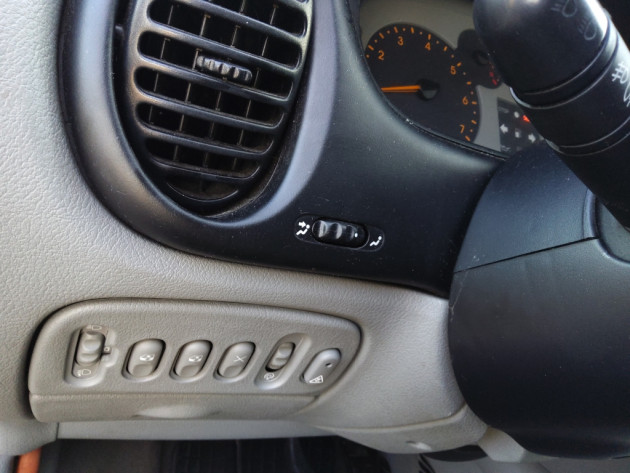 Renault Megane Scenic 2.0i+Gāze 4X4 12.02` - attēls 12