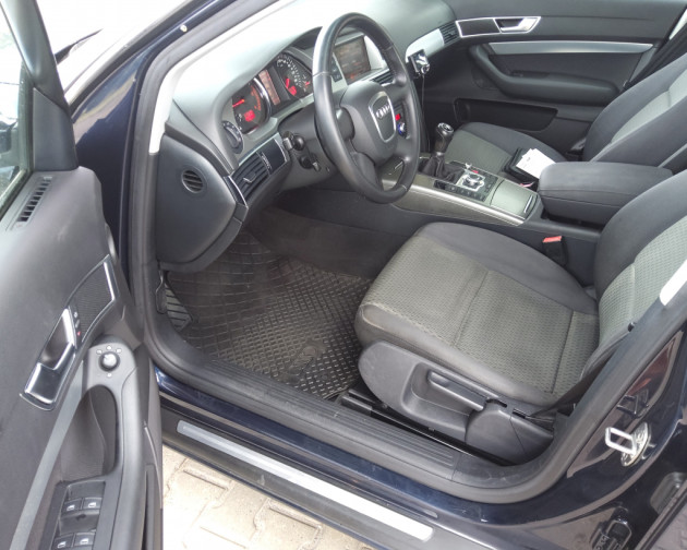 Audi A6 Avant 2.0TDi 6ātrumi 03.07` - attēls 10