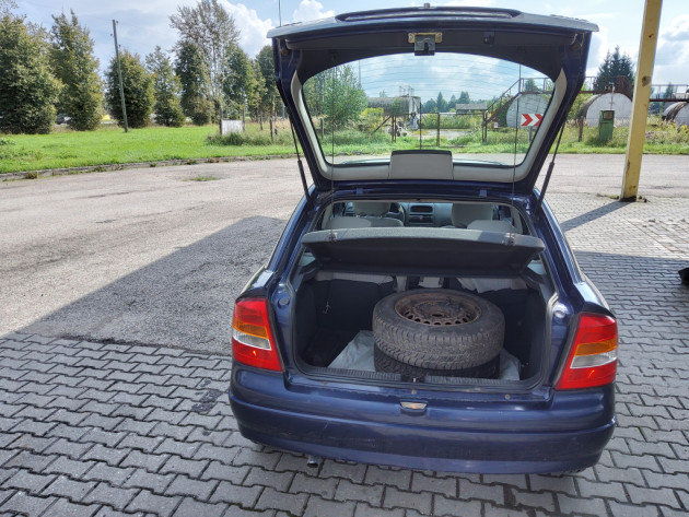 Opel Astra 5 durv, 1.6i,55kW 10.98' - attēls 17