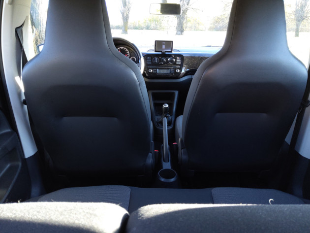 VW UP ! 1.0i 44kW Move up!  07`15g. - attēls 23