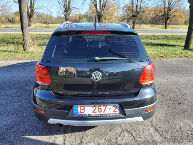 VW Cross Polo 1.6TDi 66kW 12.10` - attēls 7
