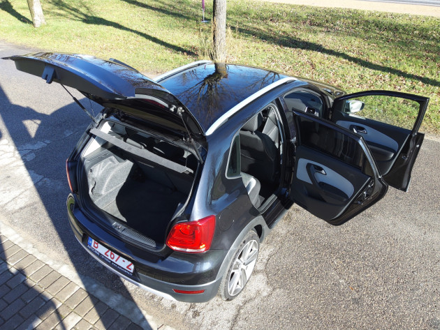 VW Cross Polo 1.6TDi 66kW 12.10` - attēls 9