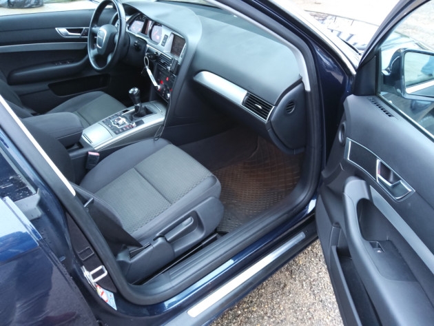 Audi A6 Avant 2.0TDi 6ātrumi 03.07` - attēls 17