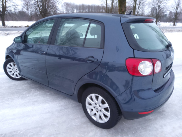 VW Golf Pluss 1.9TDi United6ātr. 04.06` - attēls 2