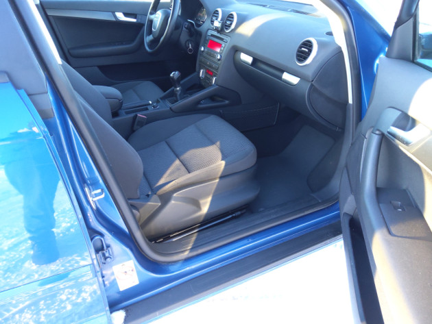 Audi A3 1.9TDi 77kW 5d.Sportback 05.09` - attēls 20